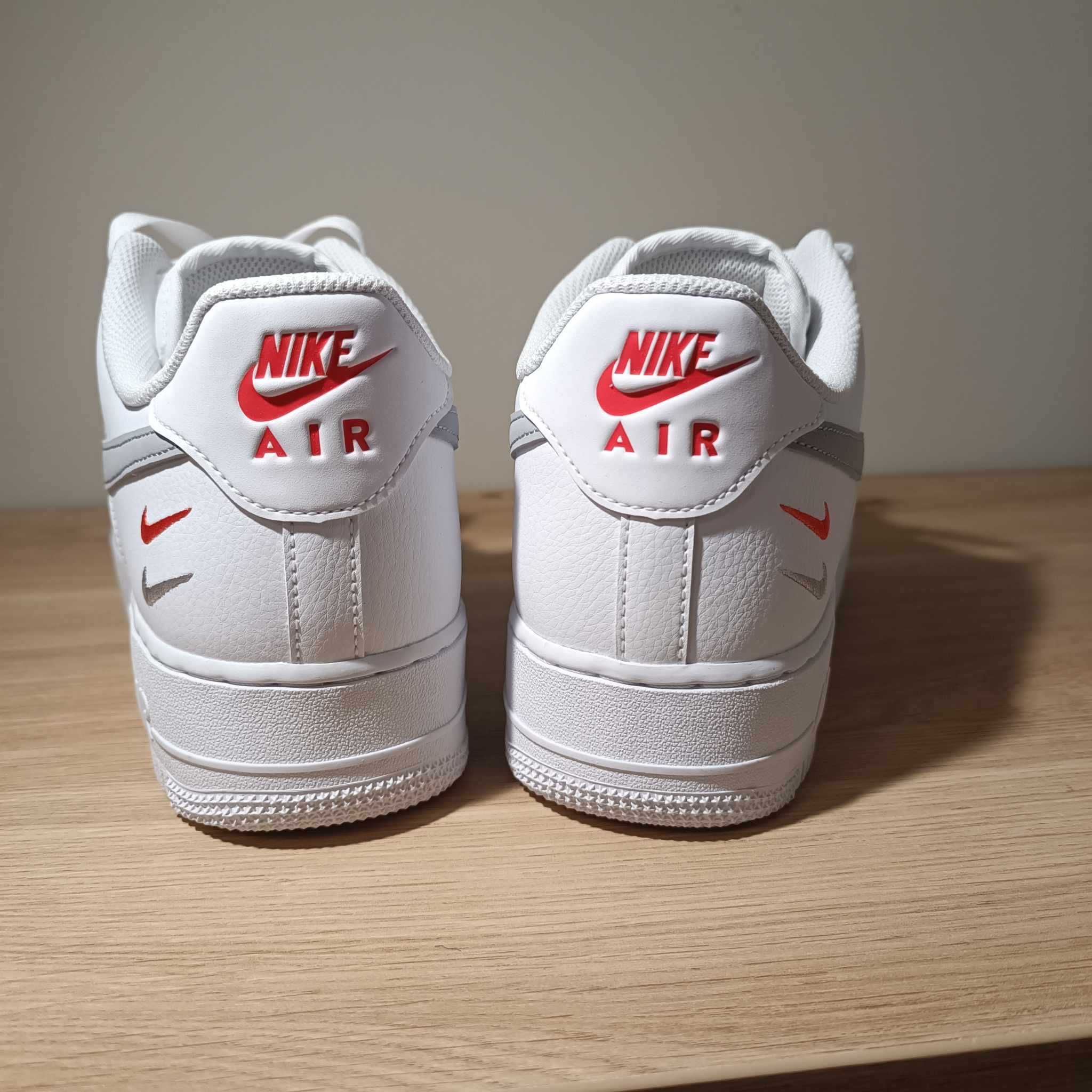 Nike Air Force 1 '07 r. 46 (30 cm) White/Wolf Grey-Picante Red