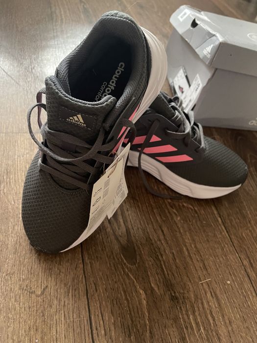 Новые кроссовки Adidas для бега фитнеса! Оригинал! Недорого!