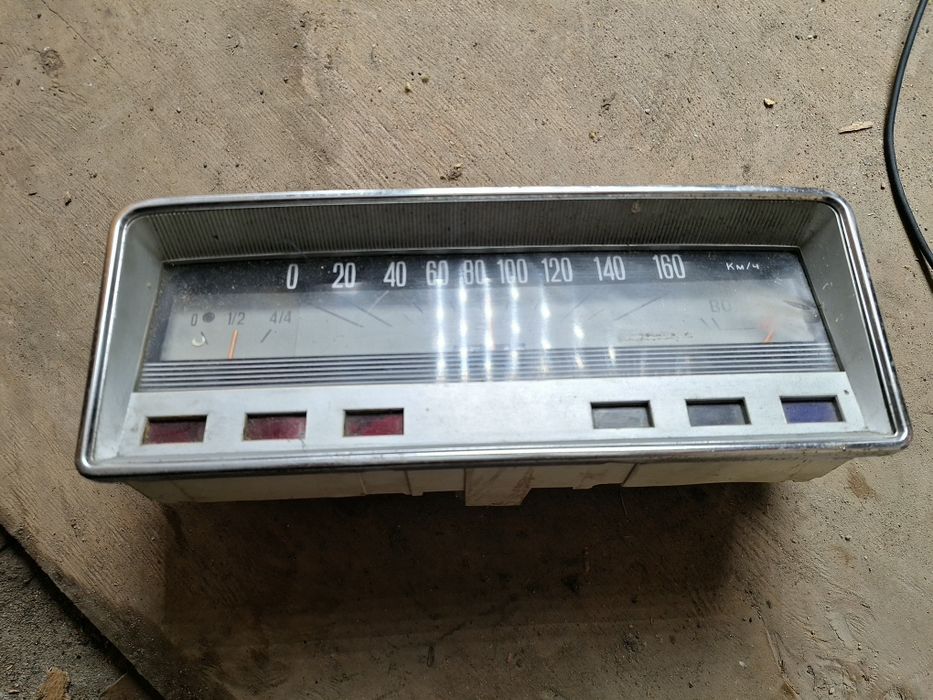 Панель приладів ВАЗ 2101-2102