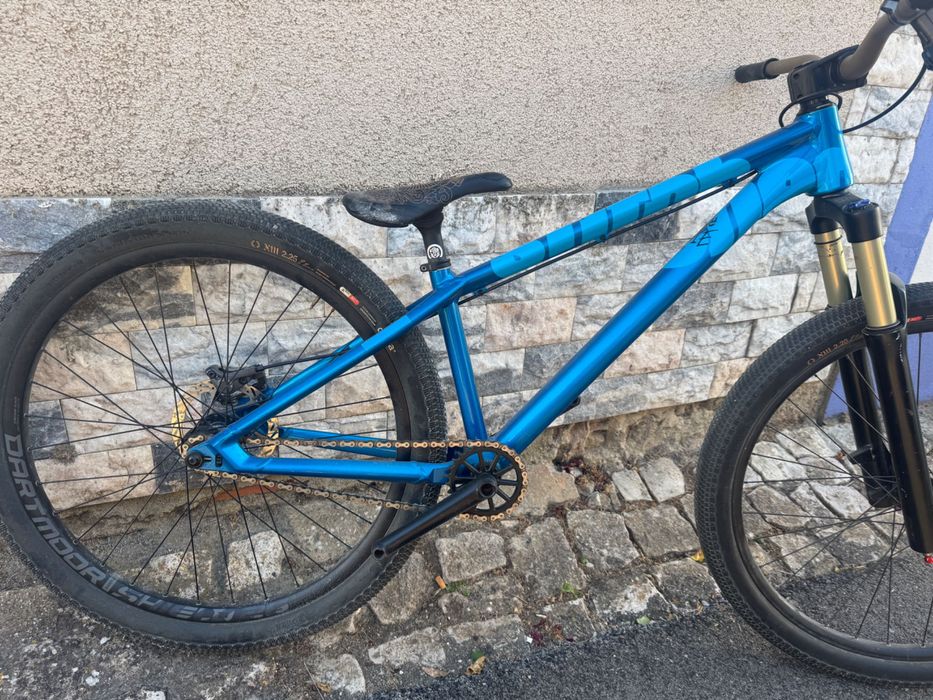 Bicicleta de dirt Canyon Stitched 369