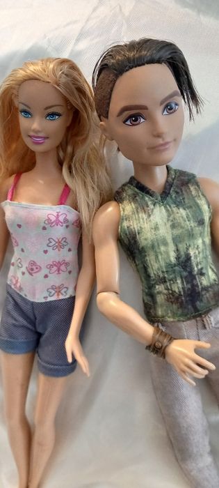 Boneca Barbie e um Ken