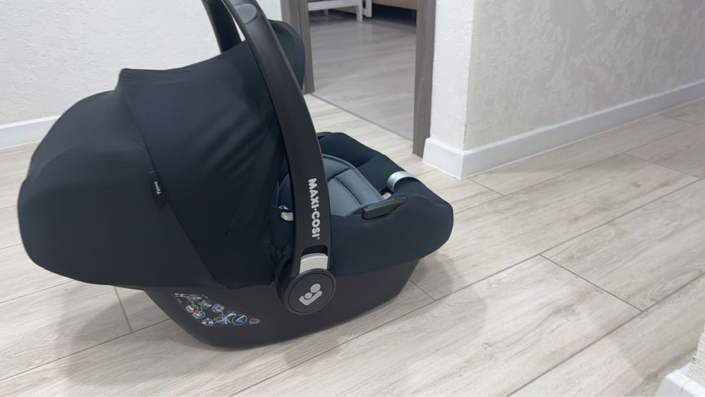 Продам Автолюльку/Автокрісло Maxi-Cosi