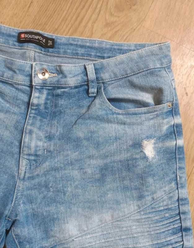 Southpole spodenki jeansowe elastyczne streetwear z przetarciami 34