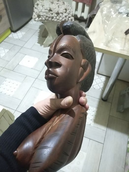 Барельеф из африки ручная работа железное дерево