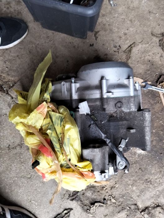 Yamaha yzf r125 dół silnika wał sprzęgło alternator w pełni sprawny