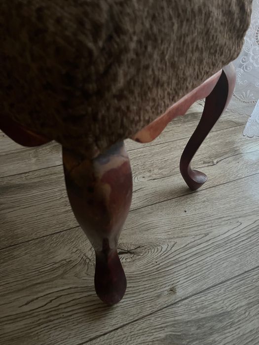 taboret stołek tapicerowany ludwikowski