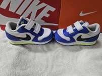 Sapatilhas criança nike T 23.5