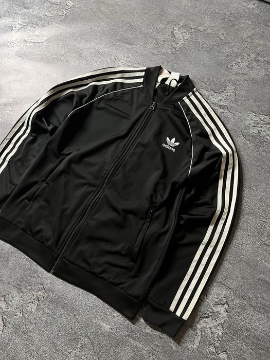 олимпийка adidas essentials y2k