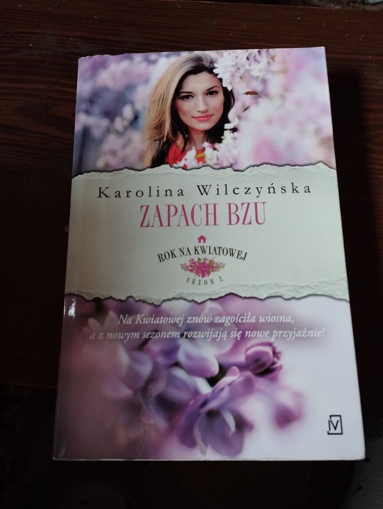 Karolina Wilczyńska Zapach bzu