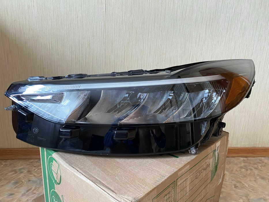 Фара передня ліва Ford Escape MK4 (2023-2025, США) LED PJ6Z13008D