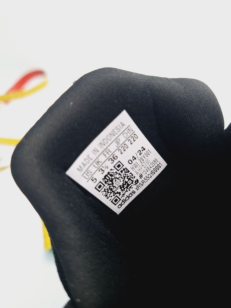 Adidas оригінальні кросівки