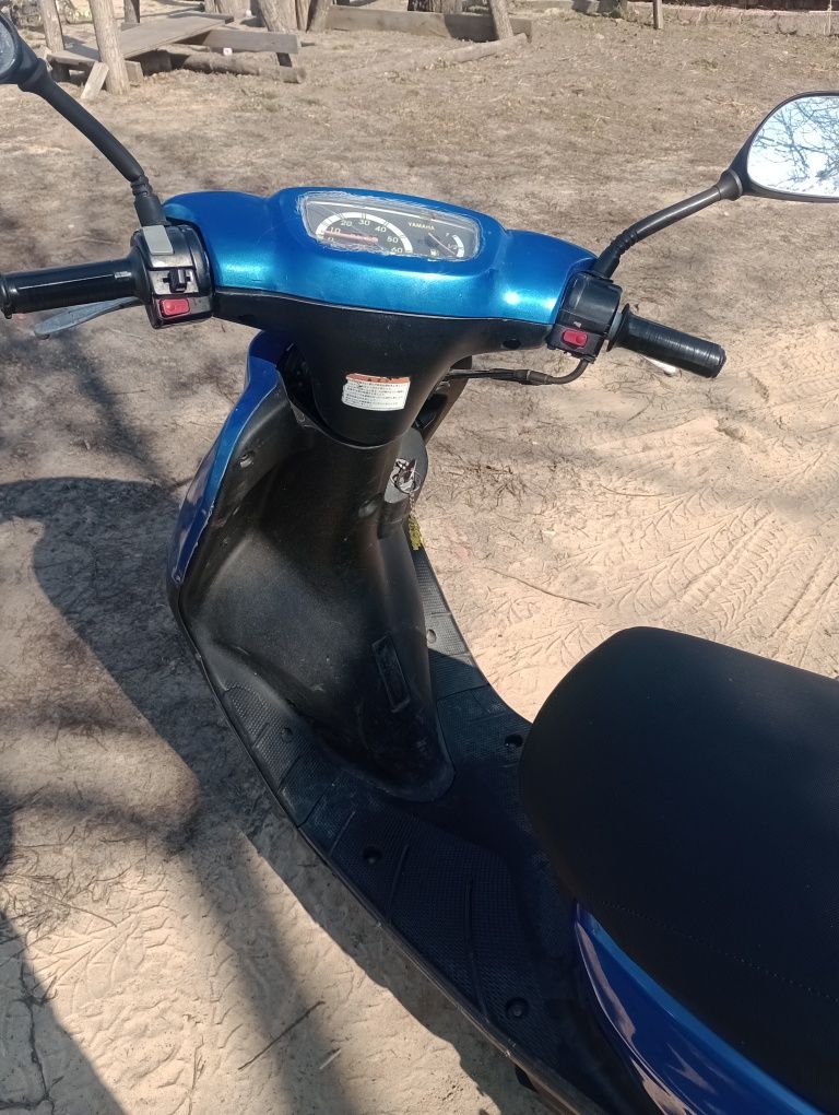 Продам скутер Yamaha