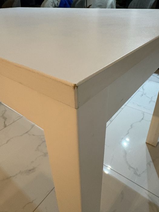 Biały duży rozkładany stół IKEA