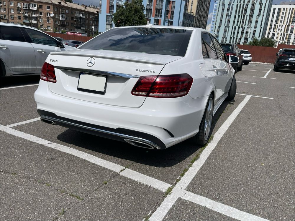 Mersedes-Benz E-Class 2015рік