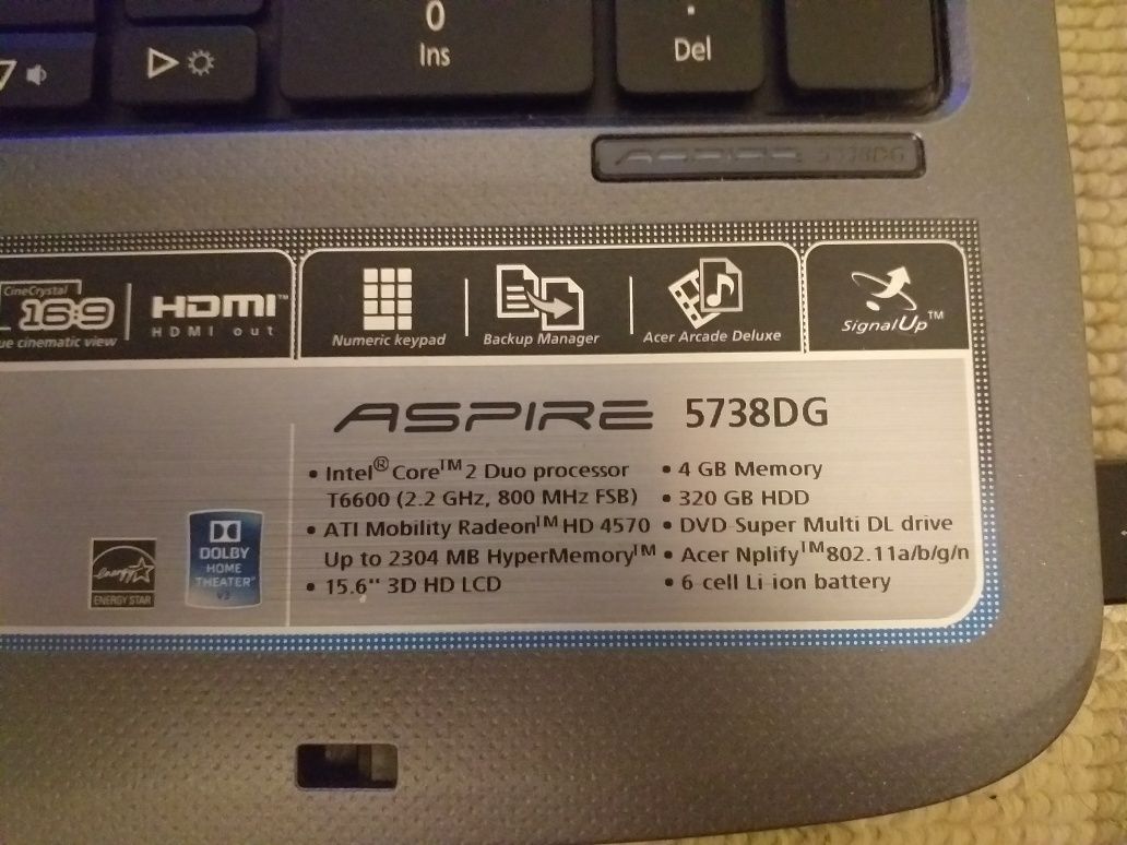 Portátil Acer Aspire 5738DG