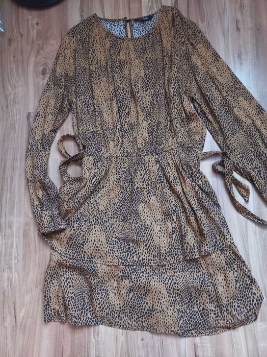 Sukienki ciążowe i nie tylko