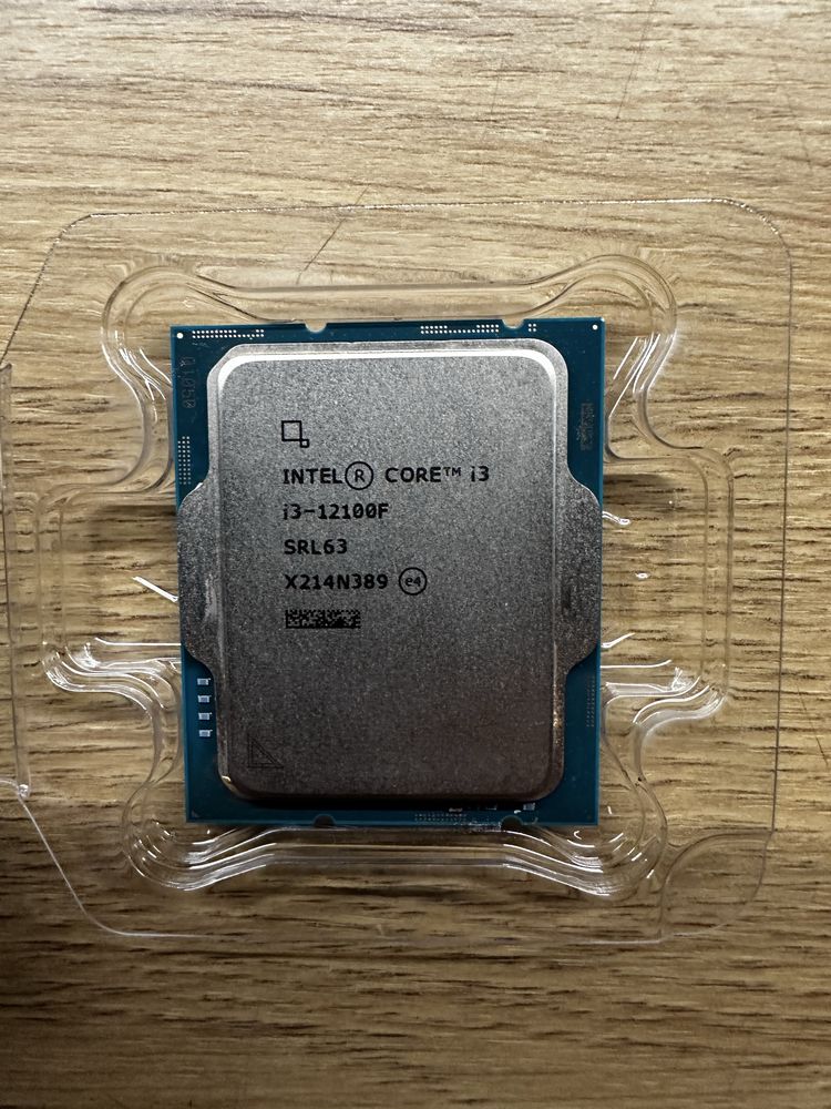 Intel Core i3 12100F socket 1700