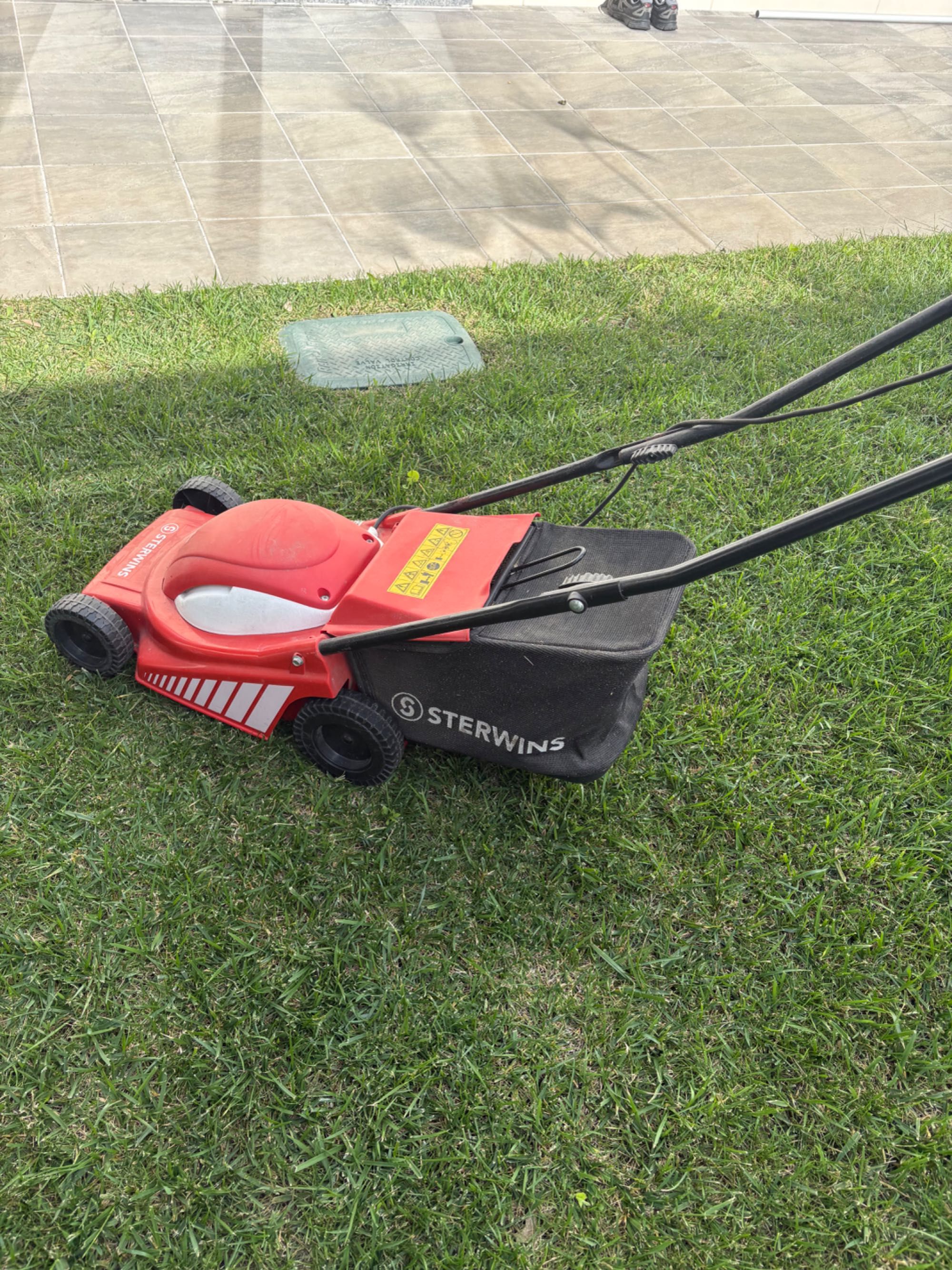 Cortador de relva elétrico sterwins 1100w