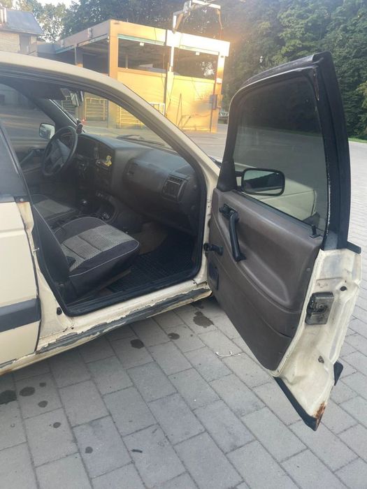 Volkswagen Passat B3