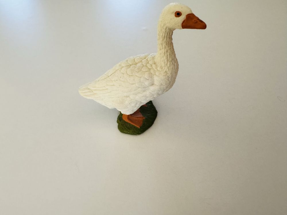 фірмові колекційні фігурки Schleich