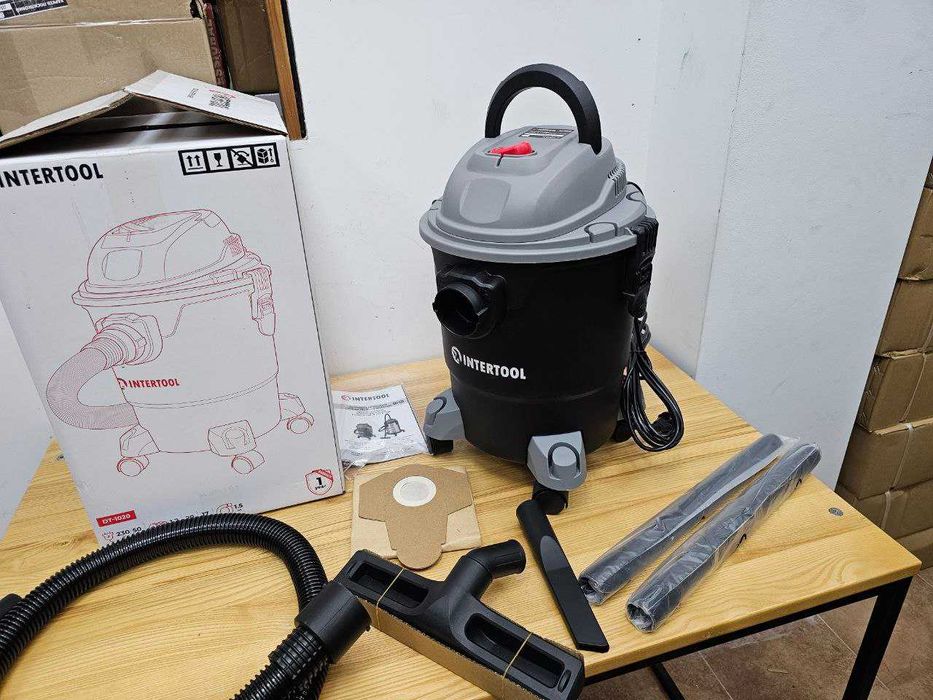 Якісний Будівельний Пилосос INTERTOOL  1.2 кВт, бак 20 л, Сухе/Вологе
