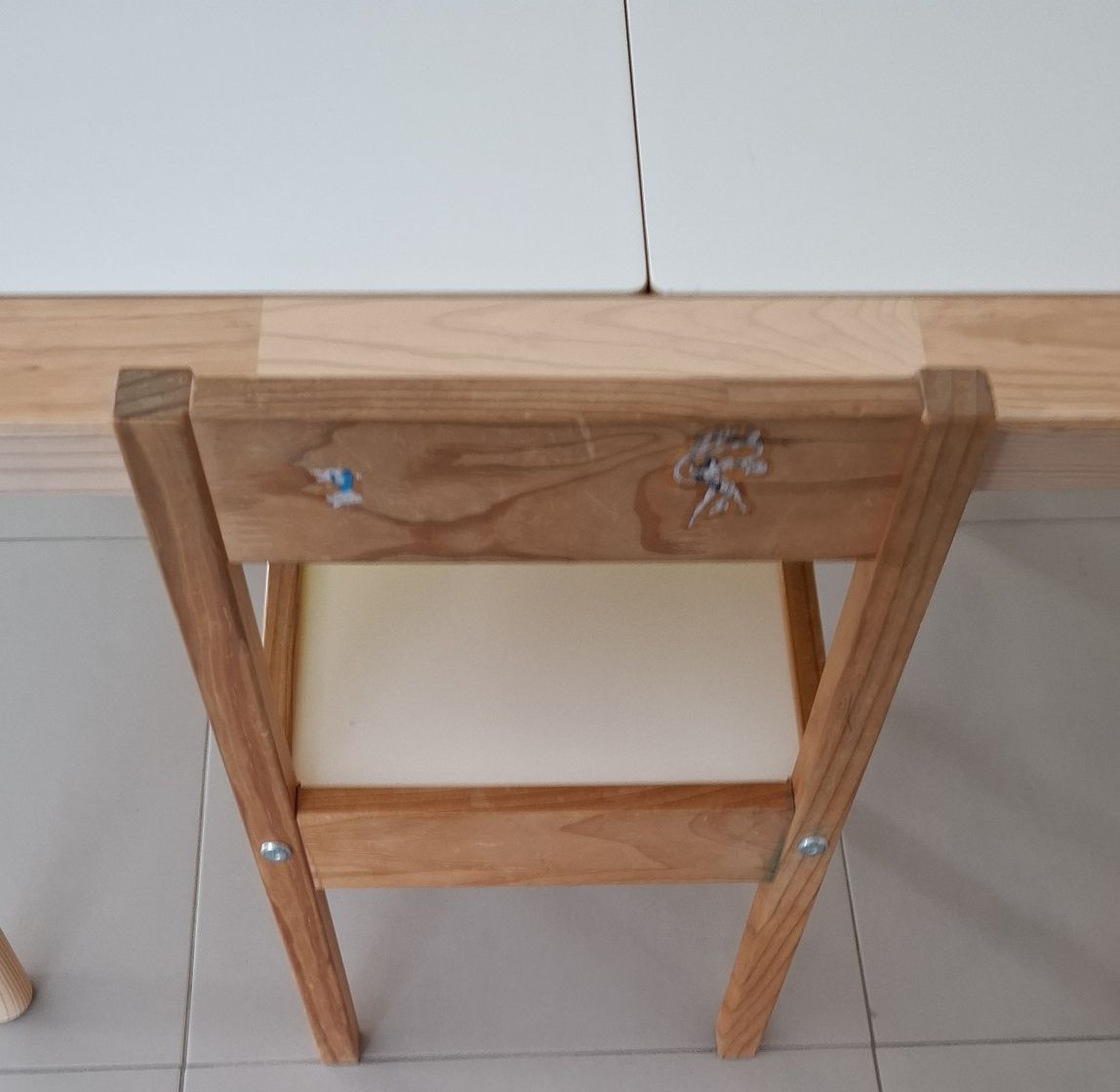 Mesa de criança c/ arrumação