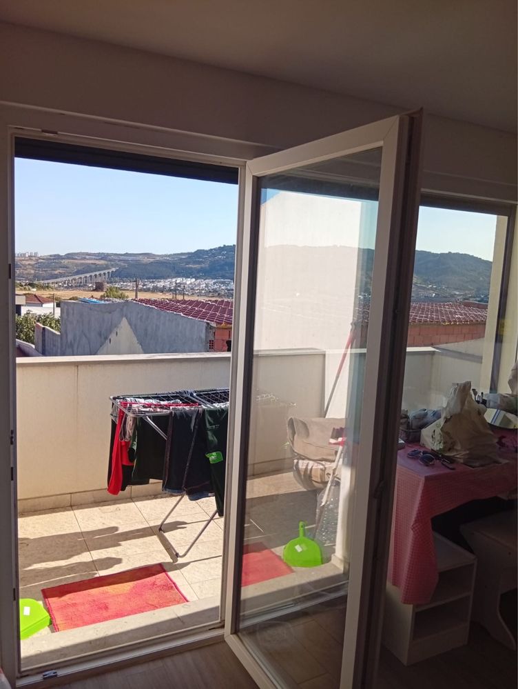 Quarto mobiliado