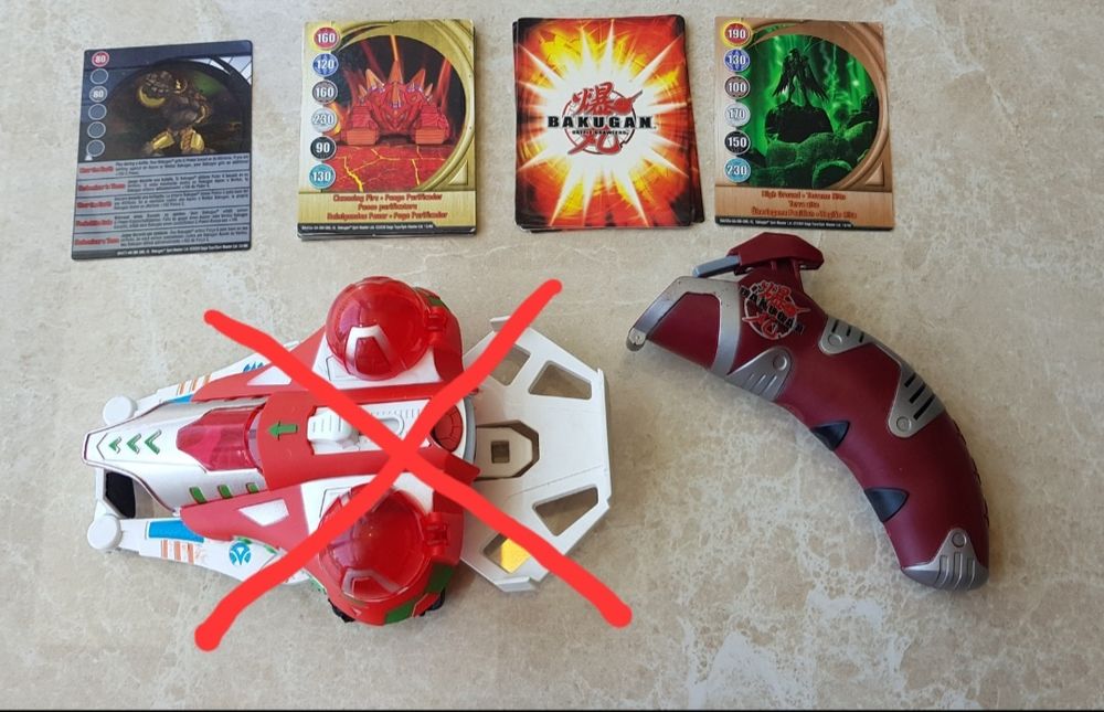 Bakugan ігровий набір пускова , карти!