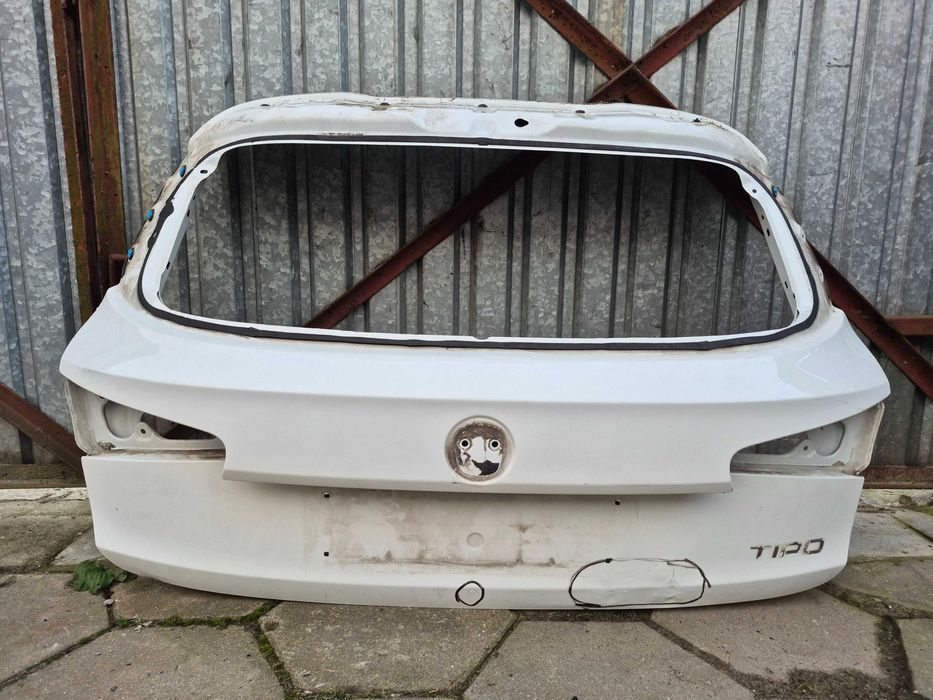 Fiat Tipo II 2015- Hatchback Klapa bagażnika tył oryginalna