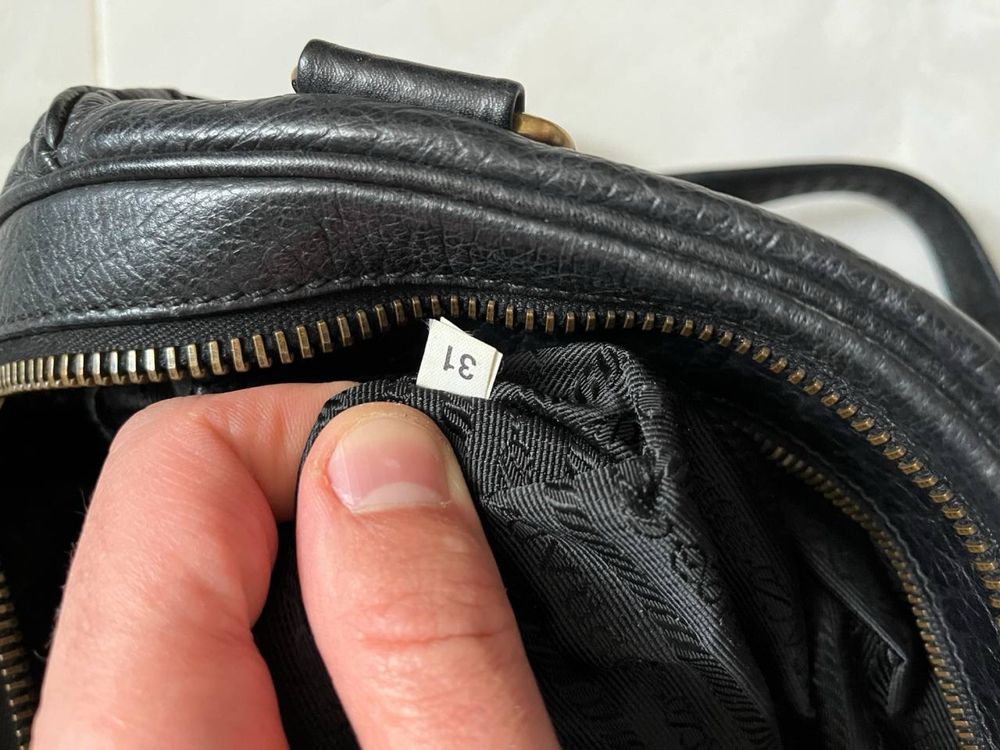 Шкіряна сумка PRADA оригінал