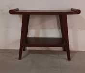 Consola em madeira estilo oriental