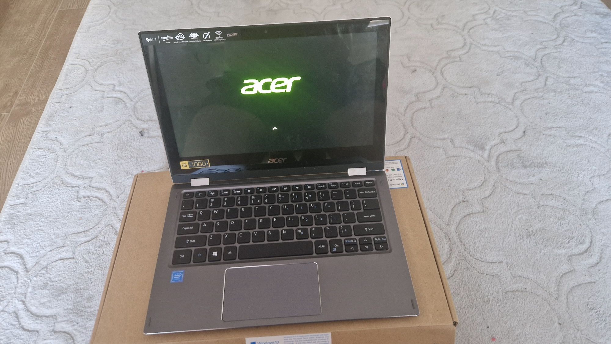 Komputer Netbook Acer.