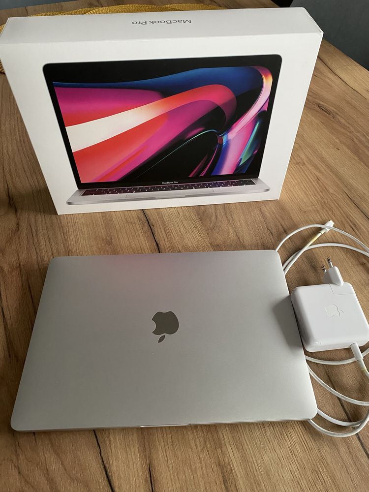 MacBook 13 Pro 2020, 13,3’ 8GB 256GB
