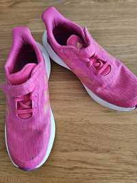 Adidas bounce 38,5