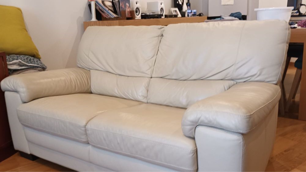 Sofa em pele marca Chateau D’Ax