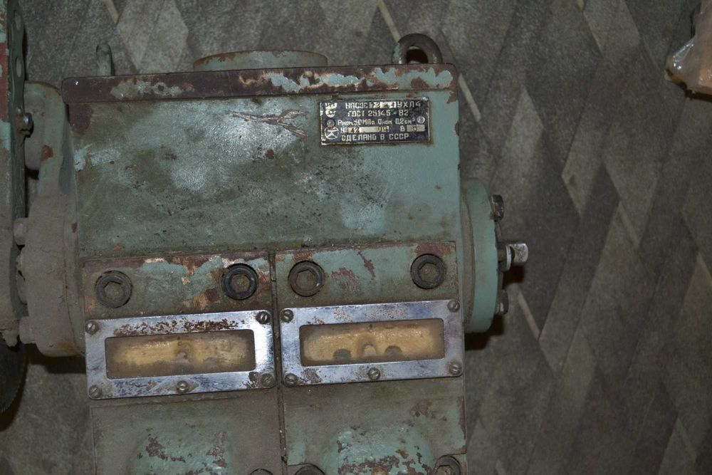 Насос многоотводный 12-4