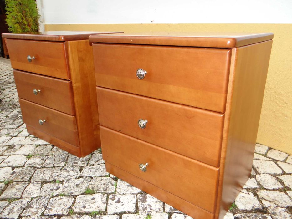 Mesinhas de cabeceira em Cerejeira