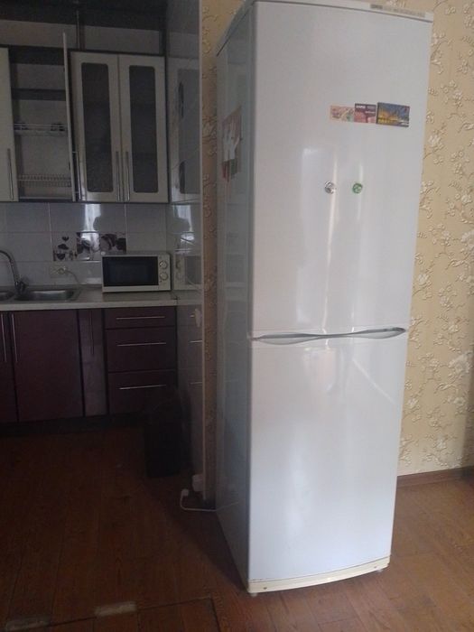 Отдельный дом в центре с отдельным двором, автономное отопление..