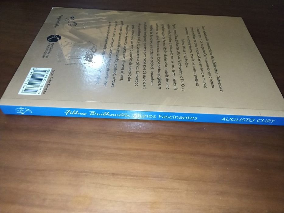 Filhos Brilhantes, Alunos Fascinantes