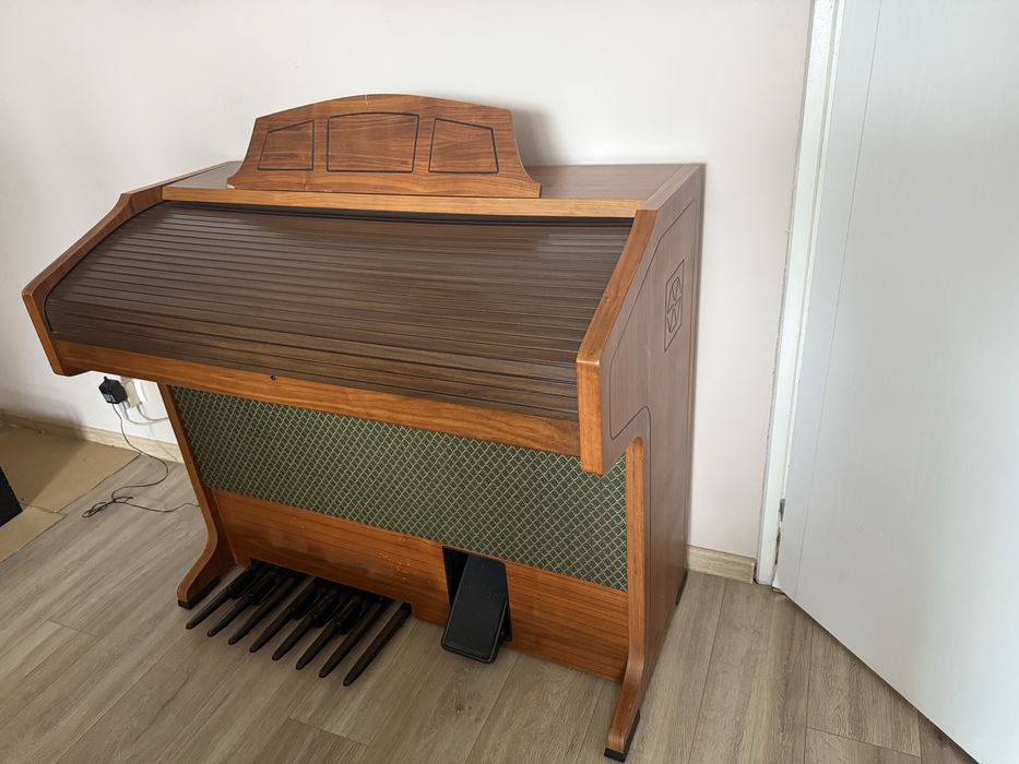 Organy Viscount M 50 Intercontinental