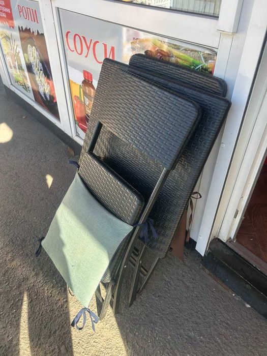 Раскладные Стол и стулья