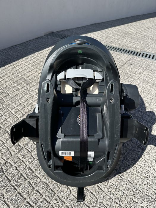Ovinho para Bebé + base isofix BeSafe