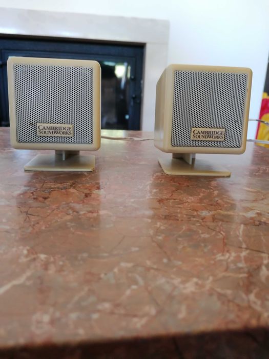 Sistema de som CAMBRIDGE PcWorks
