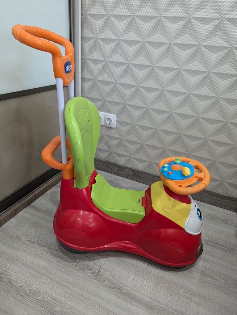 Толокар для катання червона 4 в 1 Chicco
