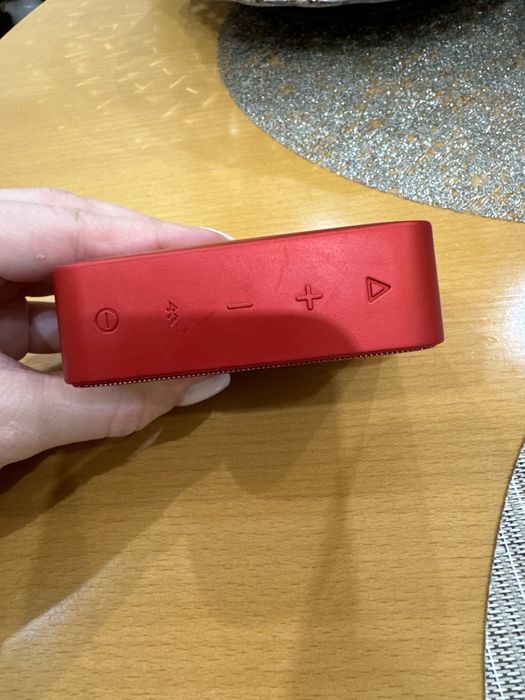 Колонка JBL go 2 в идеальном состоянии