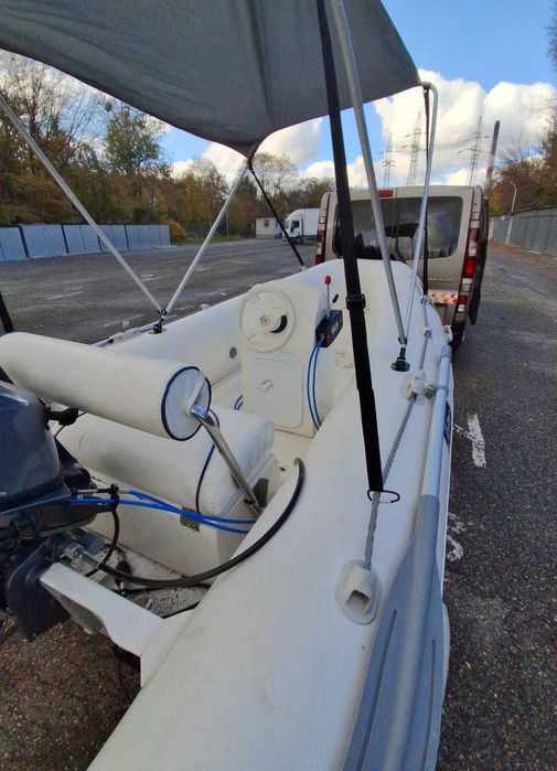 Ponton motorówka Arimar z silnikiem Yamaha 20km