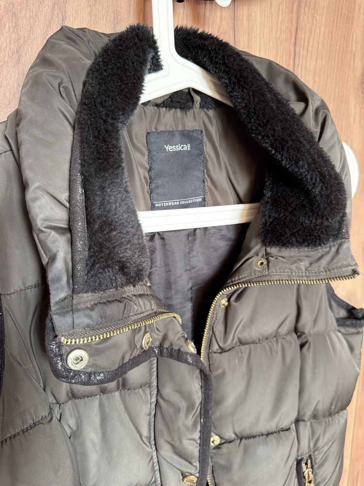 Bezrękawnik S oliwka khaki C&A