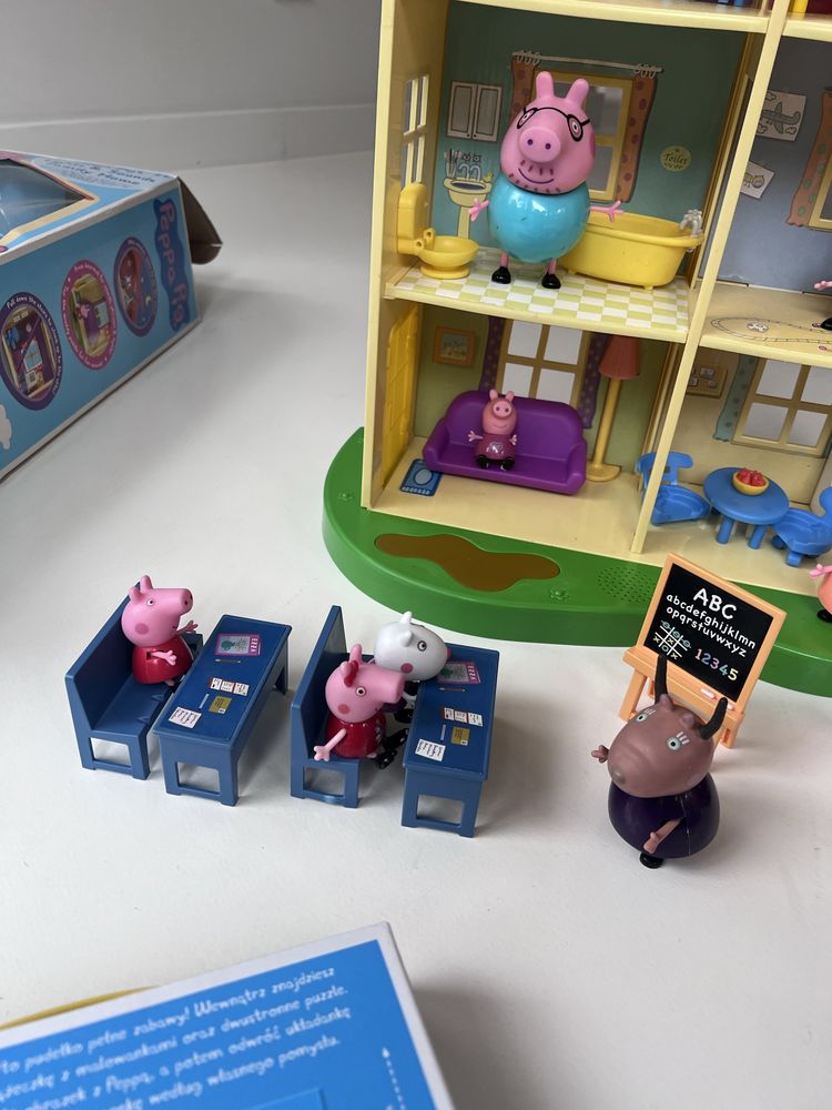Domek Świnki Pepy + figurki calej rodziny+ pociąg+ szkoła