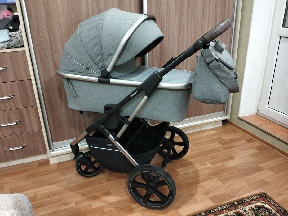 Коляска 2 в 1 Carrello Aurora