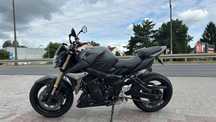 Suzuki GSR 750 zarejestrowany w Polsce